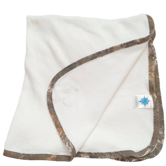 Creative Knitwear Camo Deer Horns Thermal Waffle Weave Blanket 30" X 33" - Picture 2 of 6